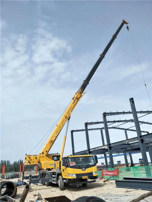 丰顺县超高层建筑钢结构吊装案例